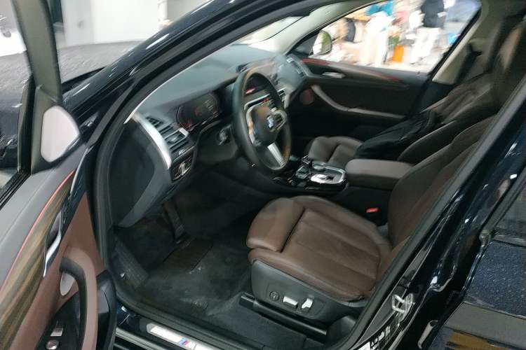 Used BMW X3 2022 xDrive30i Luxury Model M Night Sky Package Left Front Seat