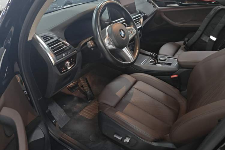 Used BMW X3 2022 Restyled xDrive25i M Sport Package Left Front Seat