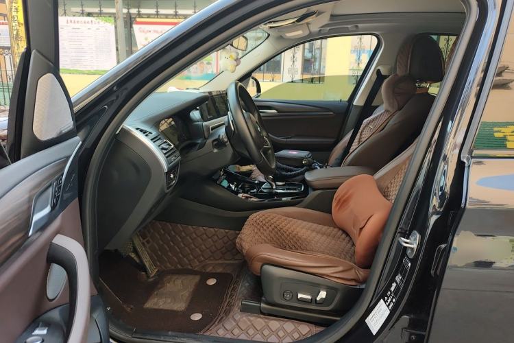 Used BMW X3 2022 xDrive30i Luxury Model M Night Sky Package Left Front Seat