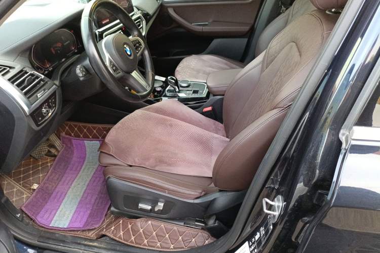 Used BMW X3 2022 xDrive25i M Sport Package Left Front Seat