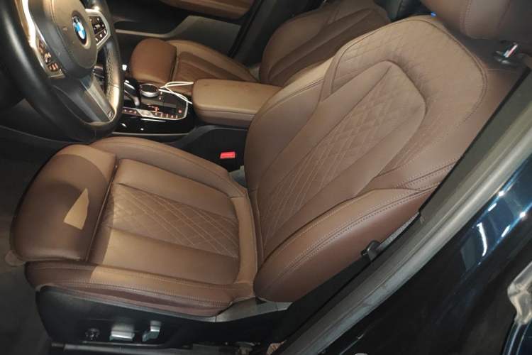 Used BMW X3 2022 xDrive30i Luxury Edition M Night Sky Package Left Front Seat