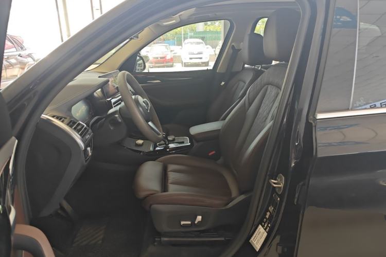 Used BMW X3 2022 xDrive25i M Sport Package Left Front Seat