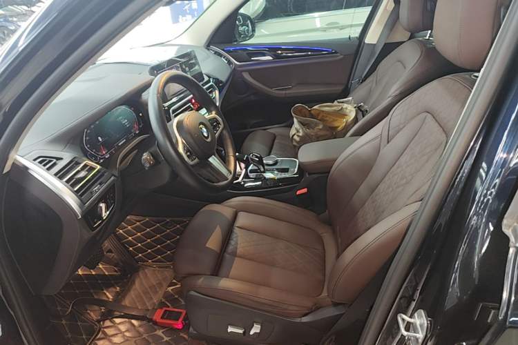 Used BMW X3 2022 xDrive25i M Sport Package Left Front Seat