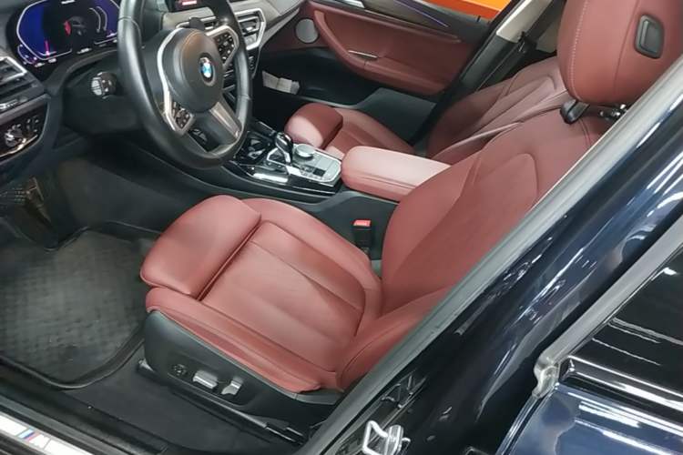 Used BMW X3 2022 xDrive30i Luxury Model M Night Sky Package Left Front Seat