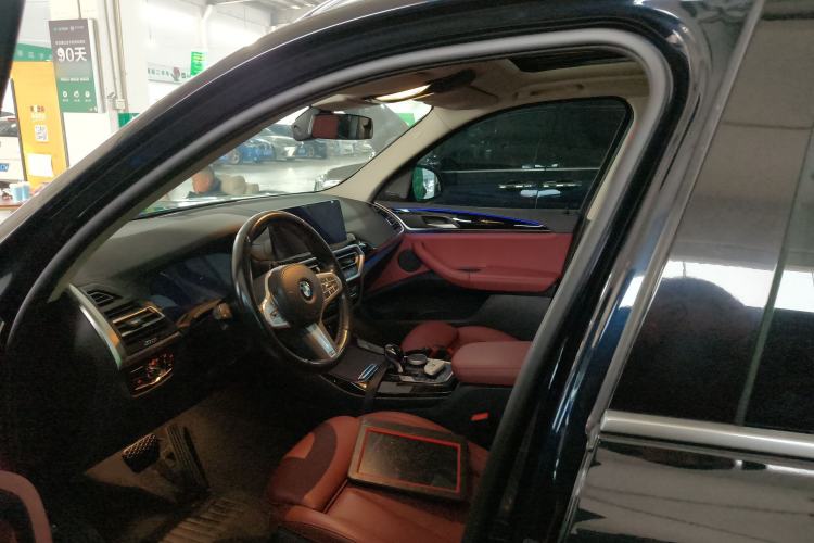 Used BMW X3 2022 Restyled xDrive25i M Sport Package Left Front Seat