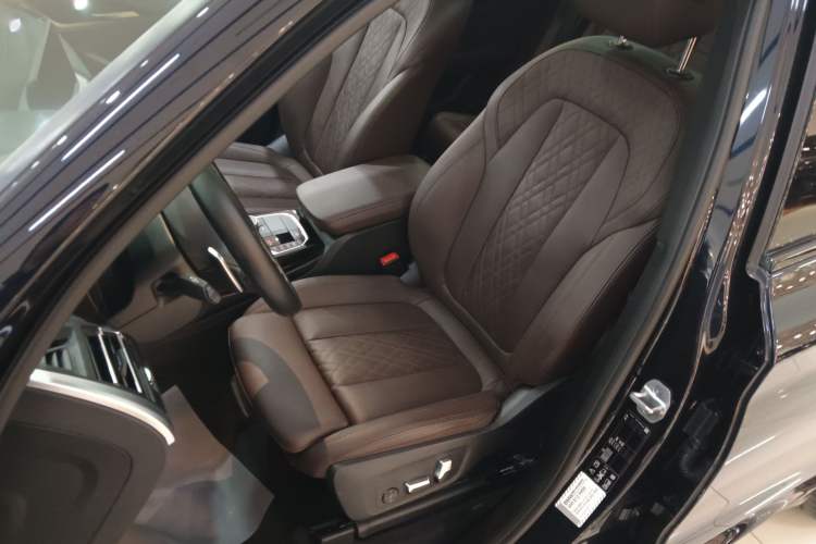 Used BMW X3 2022 xDrive30i Luxury Edition M Night Sky Package Left Front Seat