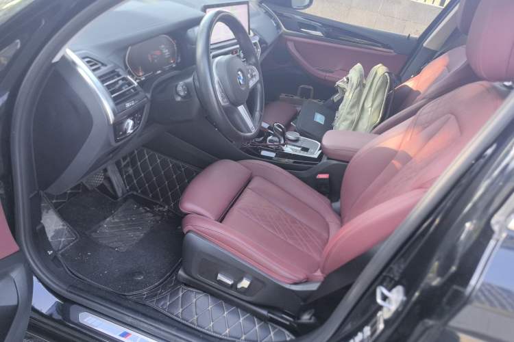 Used BMW X3 2022 Restyled xDrive25i M Sport Package Left Front Seat