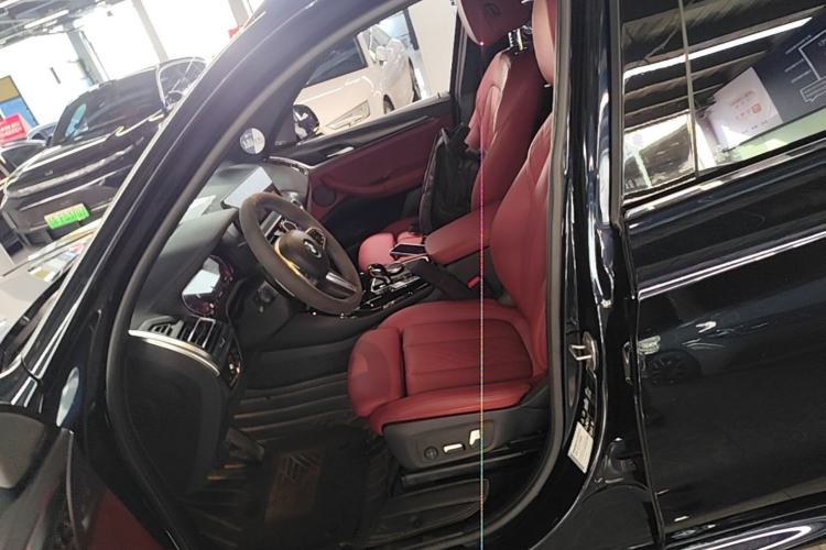 Used BMW X3 2022 Restyled xDrive30i Luxury Edition M Night Sky Package Left Front Seat