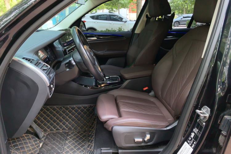 Used BMW X3 2022 xDrive25i M Sport Package Left Front Seat