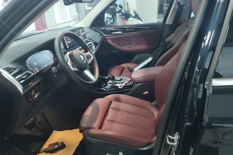 Used BMW X3 2022 xDrive25i M Sport Package Left Front Seat