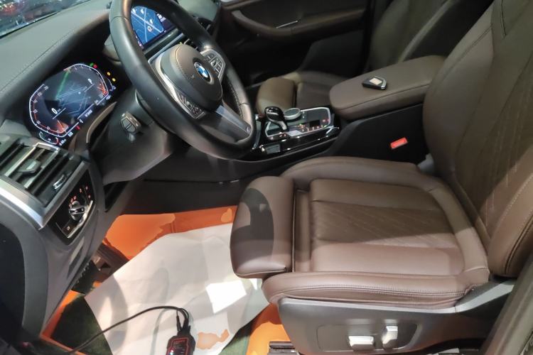 Used BMW X3 2022 Restyled xDrive25i M Sport Package Left Front Seat