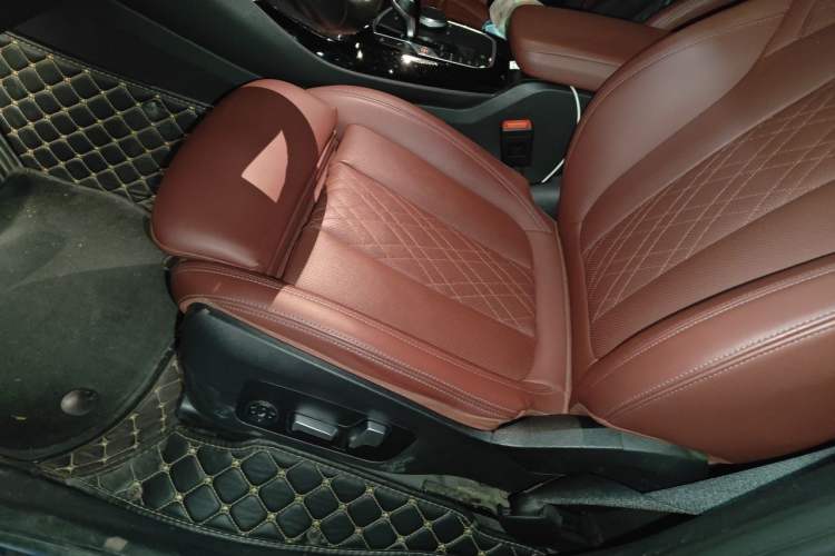 Used BMW X3 2022 xDrive30i Luxury Model M Night Sky Package Left Front Seat