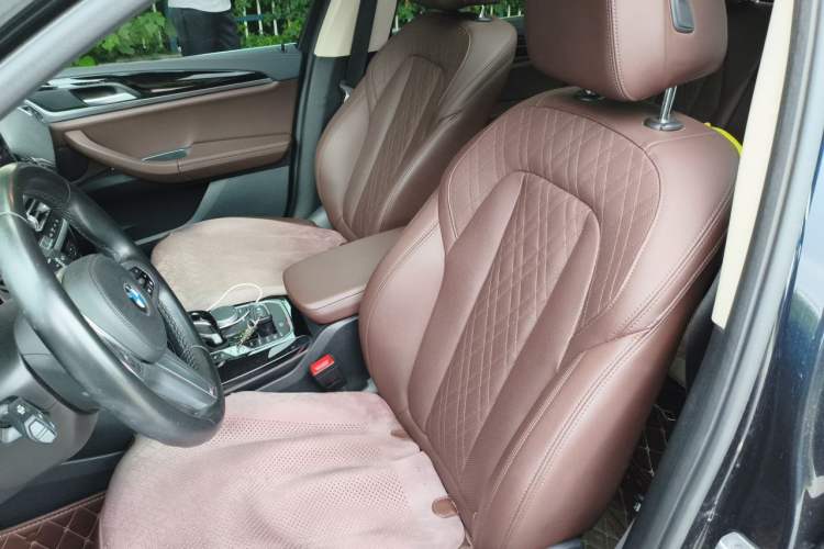 Used BMW X3 2022 xDrive25i M Sport Package Left Front Seat