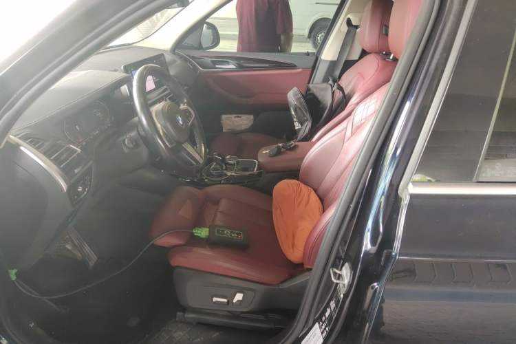 Used BMW X3 2022 xDrive25i M Sport Package Left Front Seat