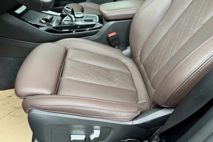 Used BMW X3 2022 xDrive25i M Sport Package Left Front Seat