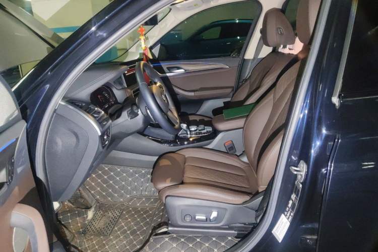 Used BMW X3 2022 xDrive30i Luxury Model M Night Sky Package Left Front Seat