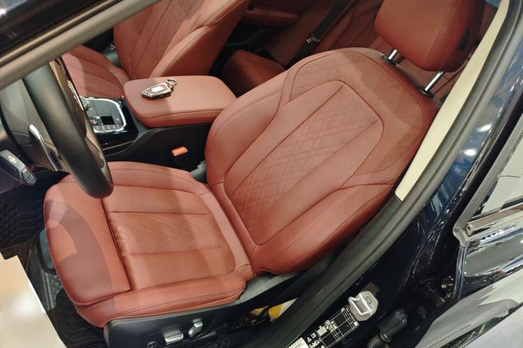 Used BMW X3 2022 Second Facelift xDrive30i Leading Edition M Night Sky Package Left Front Seat