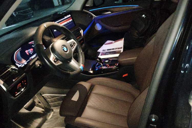 Used BMW X3 2022 Facelift xDrive30i Luxury Edition M Night Edition Package Left Front Seat