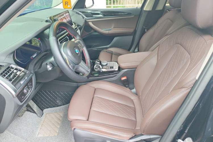 Used BMW X3 2022 Restyled xDrive25i M Sport Package Left Front Seat