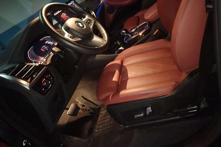 Used BMW X3 2022 xDrive25i M Sport Package Left Front Seat