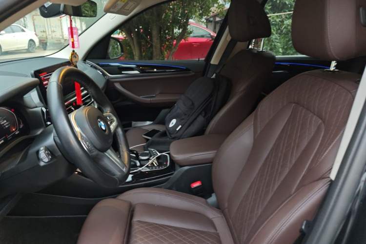 Used BMW X3 2022 xDrive25i M Sport Package Left Front Seat
