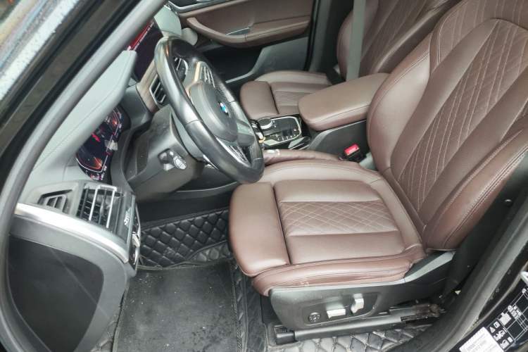 Used BMW X3 2022 Restyled xDrive30i Luxury Edition M Night Sky Package Left Front Seat