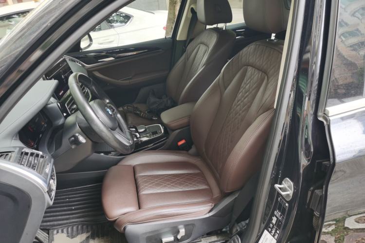 Used BMW X3 2022 xDrive25i M Sport Package Left Front Seat