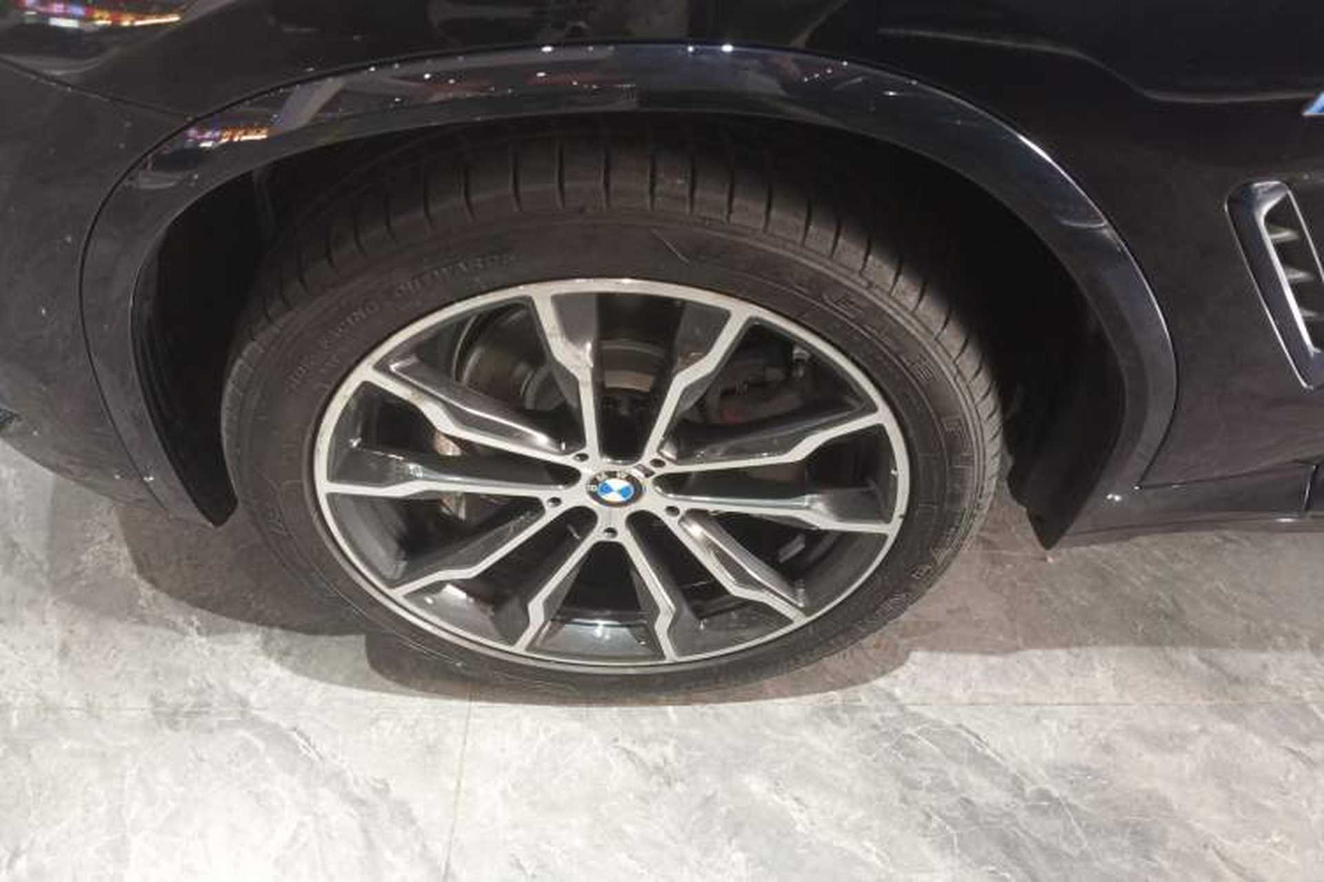 Used BMW X3 2022 xDrive30i Luxury Model M Night Sky Package Left Front Wheel Hub