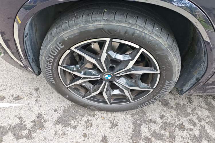 Used BMW X3 2022 Restyled xDrive25i M Sport Package Left Front Wheel Hub