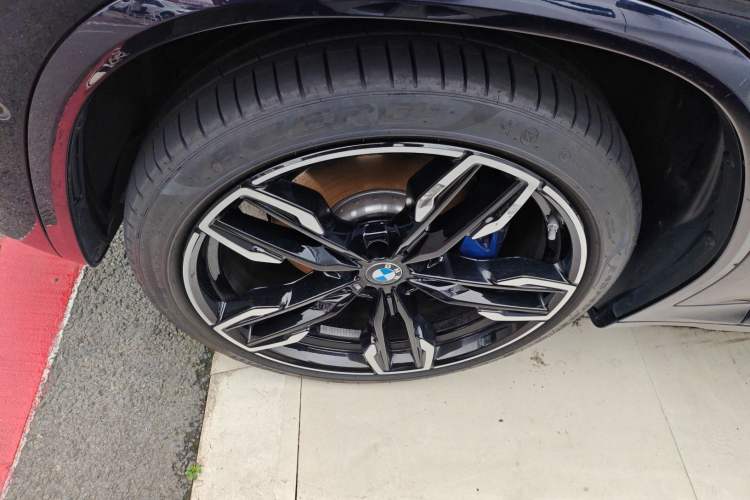Used BMW X3 2022 M40i Left Front Wheel Hub