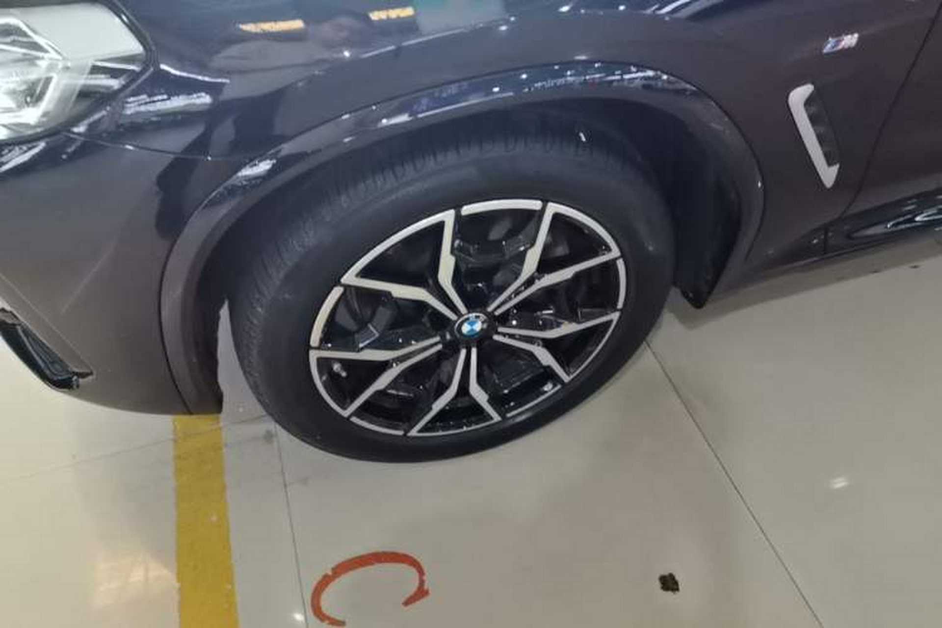 Used BMW X3 2022 xDrive25i M Sport Package Left Front Wheel Hub