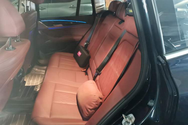 Used BMW X3 2022 xDrive25i M Sport Package Left Rear Seat