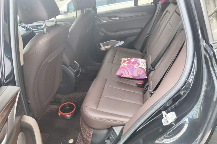Used BMW X3 2022 Facelift xDrive30i Luxury Edition M Night Edition Package Left Rear Seat