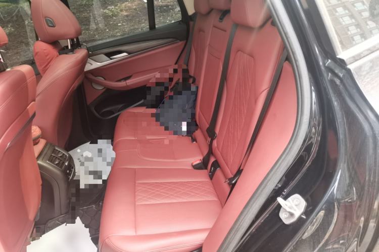Used BMW X3 2022 Facelift xDrive30i Luxury Edition M Night Edition Package Left Rear Seat
