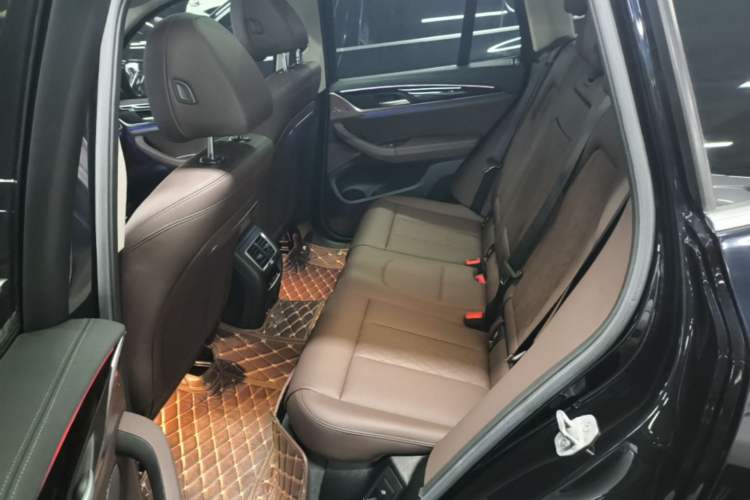 Used BMW X3 2022 Restyled xDrive25i M Sport Package Left Rear Seat