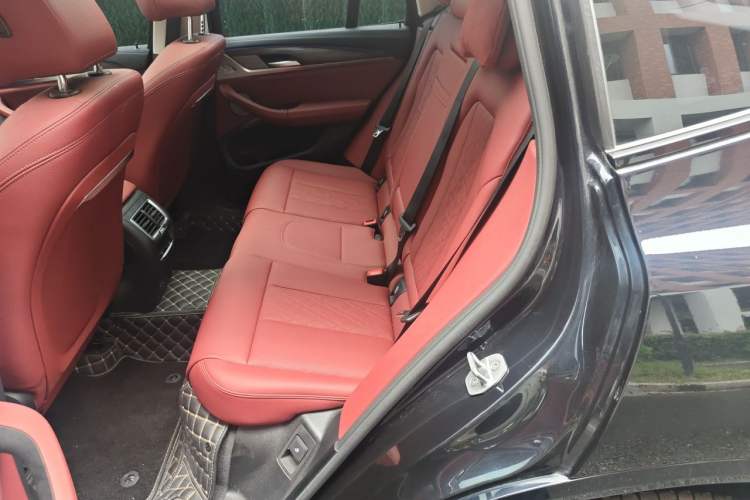 Used BMW X3 2022 xDrive30i Luxury Model M Night Sky Package Left Rear Seat