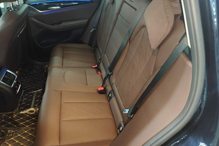 Used BMW X3 2022 xDrive25i M Sport Package Left Rear Seat