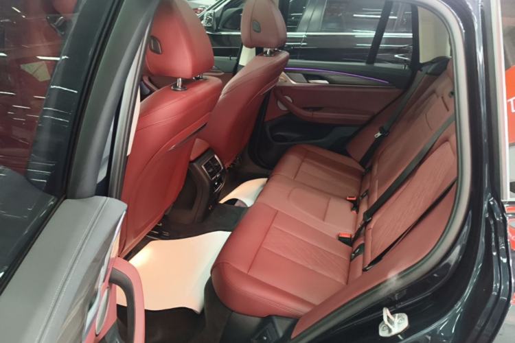 Used BMW X3 2022 Second Facelift xDrive30i Leading Edition M Night Sky Package Left Rear Seat