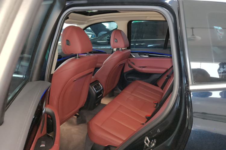 Used BMW X3 2022 Restyled xDrive25i M Sport Package Left Rear Seat
