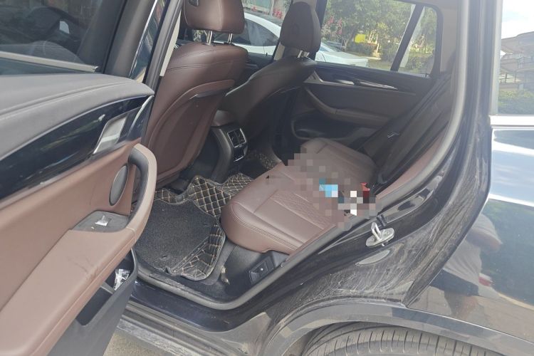 Used BMW X3 2022 xDrive25i M Sport Package Left Rear Seat