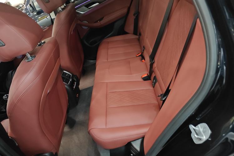 Used BMW X3 2022 Second Facelift xDrive30i Leading Edition M Night Sky Package Left Rear Seat