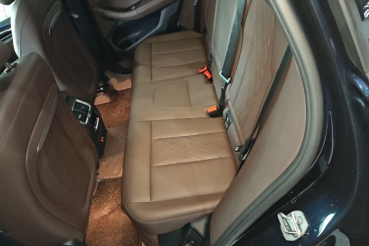 Used BMW X3 2022 Restyled xDrive25i M Sport Package Left Rear Seat