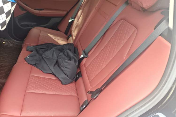 Used BMW X3 2022 Restyled xDrive25i M Sport Package Left Rear Seat