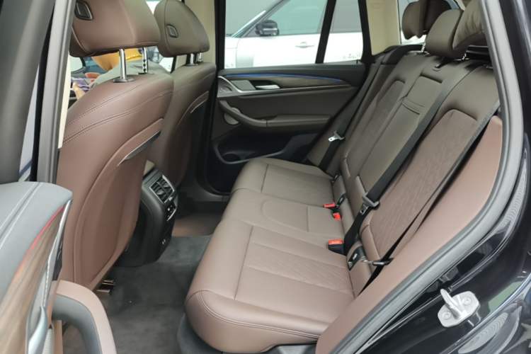 Used BMW X3 2022 xDrive30i Luxury Model M Night Sky Package Left Rear Seat
