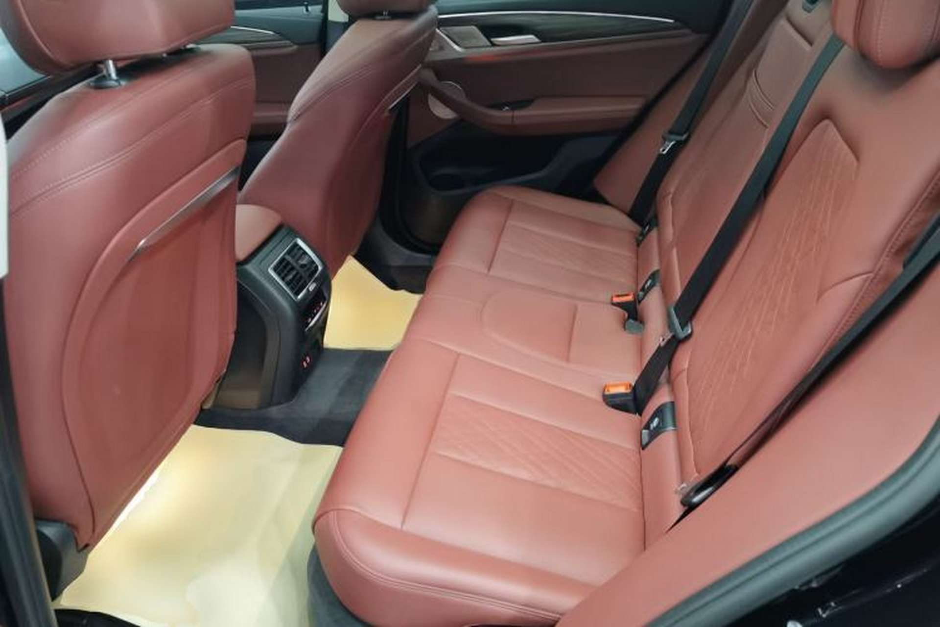 Used BMW X3 2022 Second Facelift xDrive30i Leading Edition M Night Sky Package Left Rear Seat