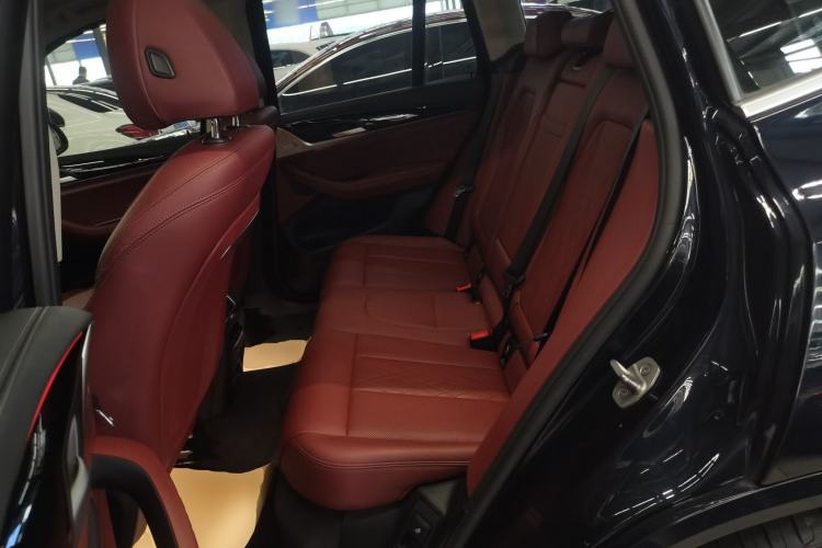Used BMW X3 2022 xDrive25i M Sport Package Left Rear Seat