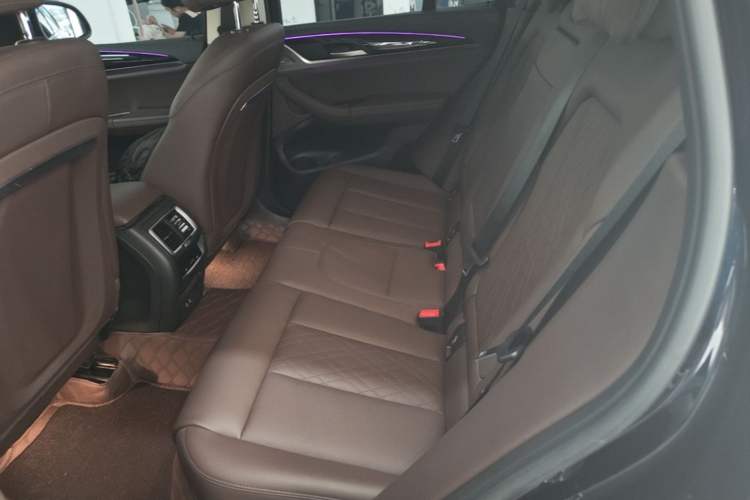 Used BMW X3 2022 xDrive25i M Sport Package Left Rear Seat