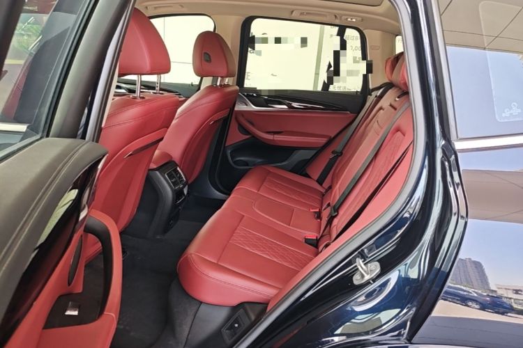 Used BMW X3 2022 Restyled xDrive25i M Sport Package Left Rear Seat