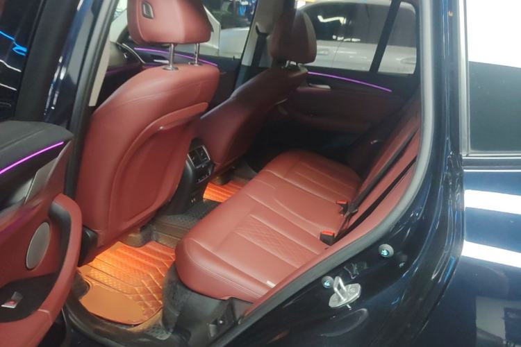 Used BMW X3 2022 Second Facelift xDrive30i Leading Edition M Night Sky Package Left Rear Seat