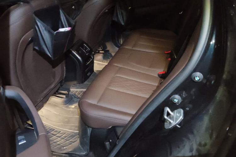 Used BMW X3 2022 Facelift xDrive30i Luxury Edition M Night Edition Package Left Rear Seat